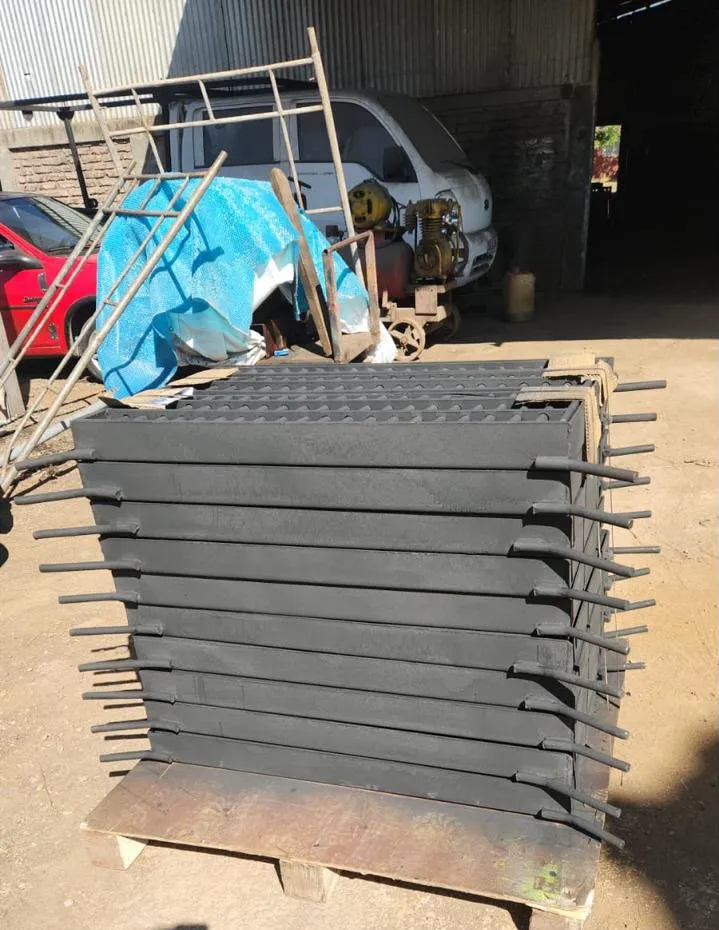 Rejillas terminadas apiladas en pallet